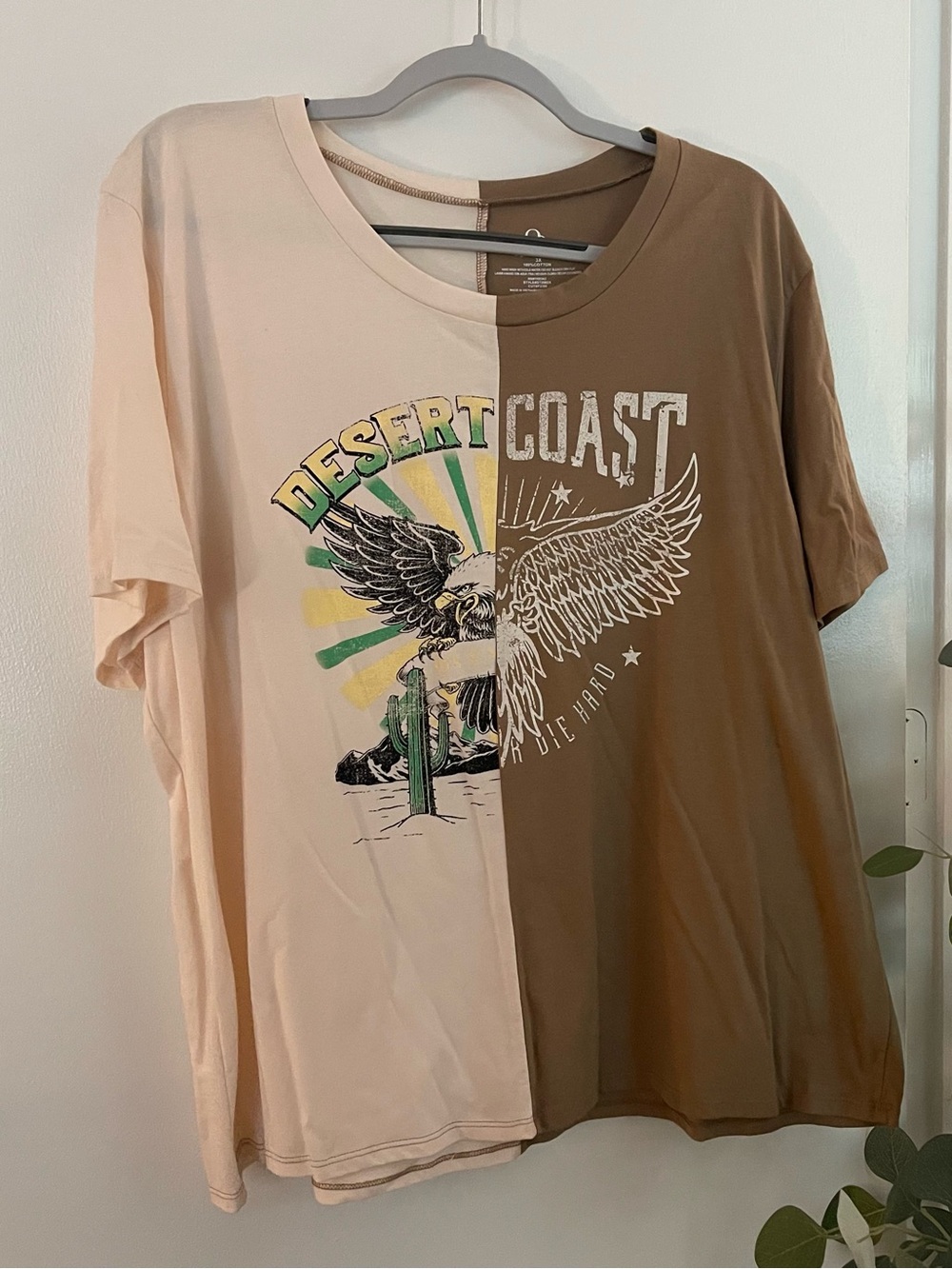 Desert Coast Two-Tone Beige & Brown Graphic Short Sleeve Tee